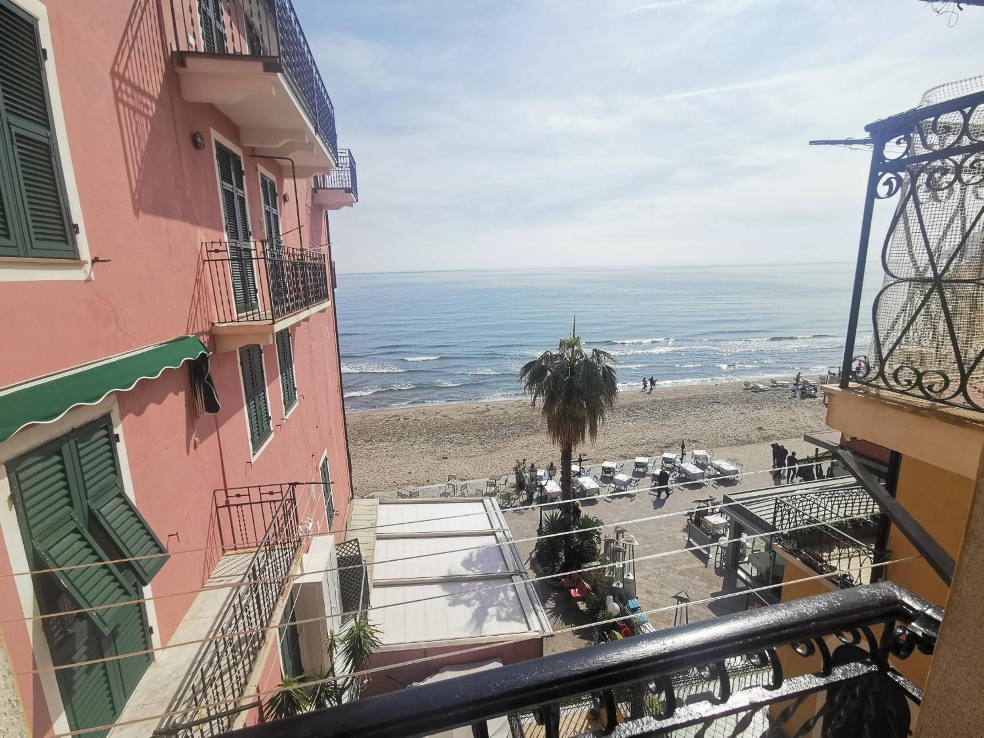Apartamento Casa Smile Alassio Exterior foto